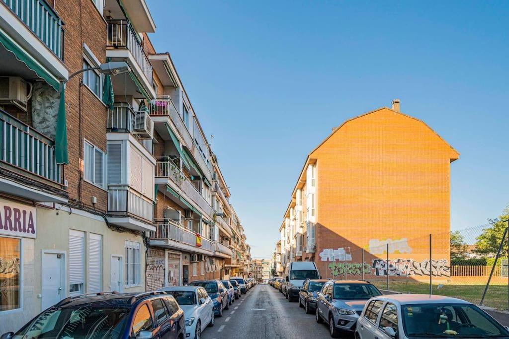 Agradable Apartamento A Pie De Calle-30 Min De Sol Madrid Exterior photo