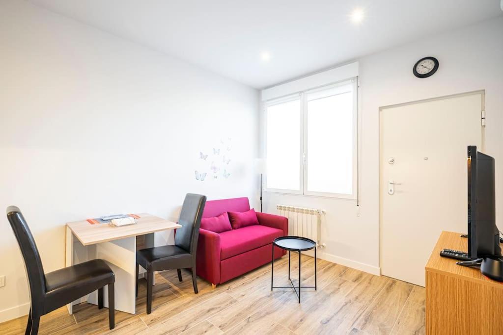 Agradable Apartamento A Pie De Calle-30 Min De Sol Madrid Exterior photo