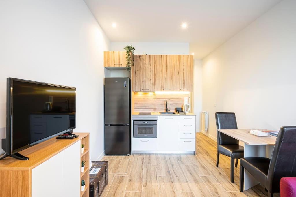 Agradable Apartamento A Pie De Calle-30 Min De Sol Madrid Exterior photo